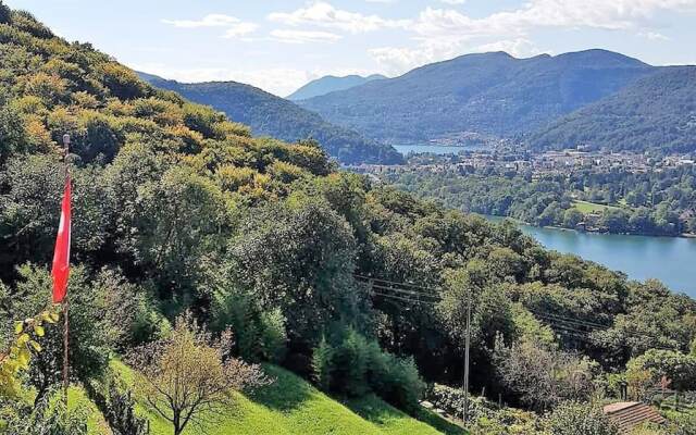 Home near Franklin College and Lugano Center