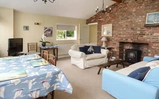 Compass Cottage