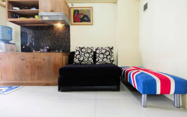 Simple 2BR Green Pramuka Apartment