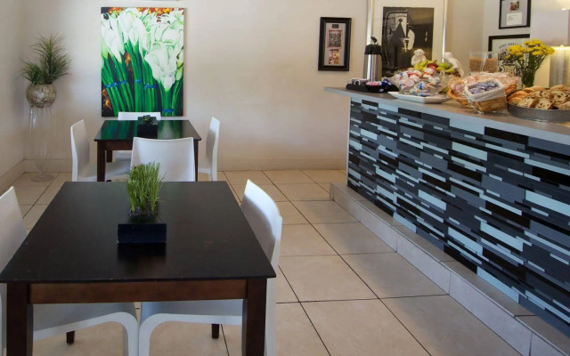 Sole Inn and Suites