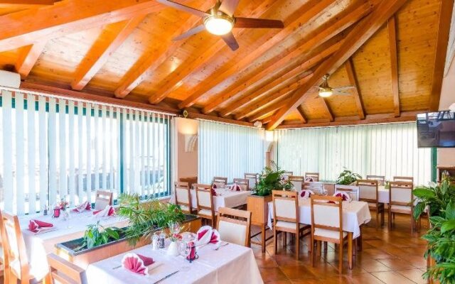 Pansion Costeria Srebreno