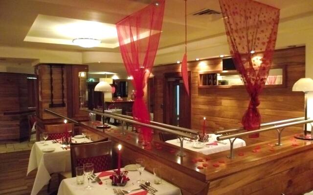 The Pier Hotel
