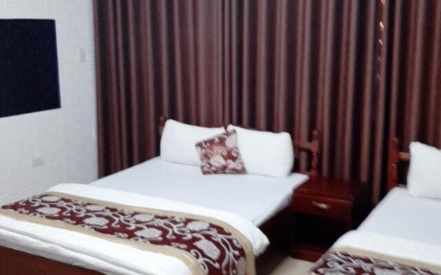 M  T Hotel