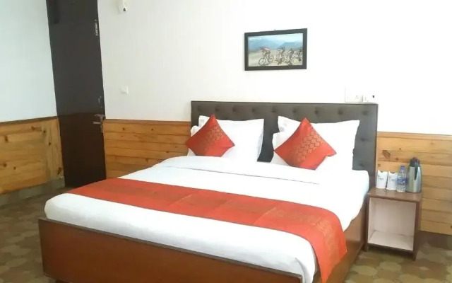 OYO 7026 Highland Village Resort