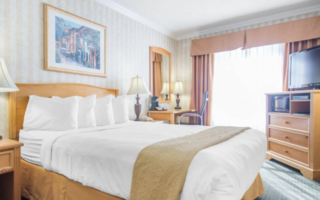 Quality Inn Downtown Inner Harbour