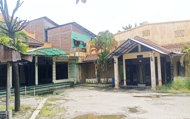 OYO 95141 Tanjung Mas Hotel