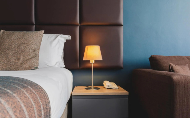 Kensington Court Hotel
