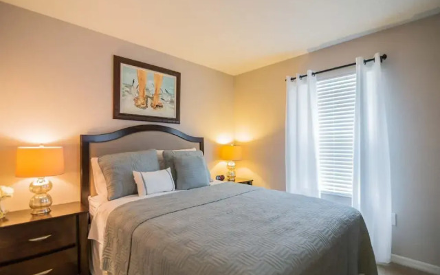 5135 Compass Bay
