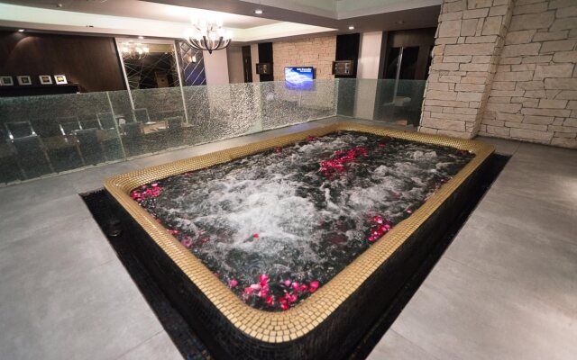 Kiss Gardenhome Chic Hotel