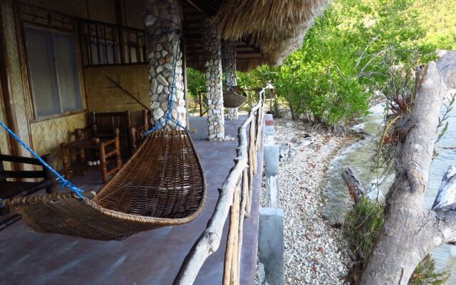 Coral Bay Beach and Dive Resort