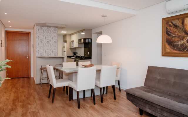 Apartamento charmoso e iluminado em bairro nobre de Gramado
