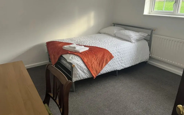 The Coral Guest House Winchester