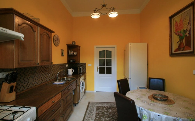 Apartment No. 20 Jaltská 3