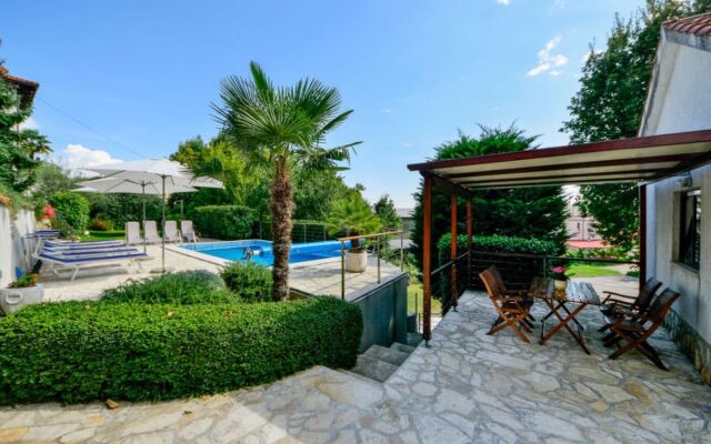 Bungalow Lucija Sakyla