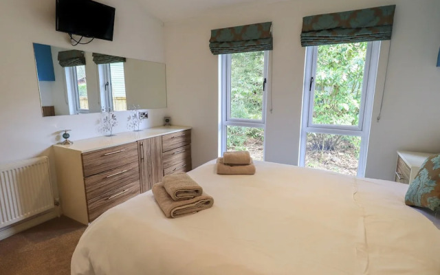 Oakwood Lodge