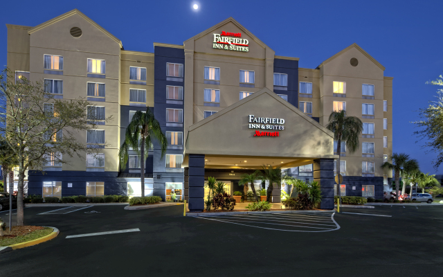 Fairfield Inn & Suites by Marriott Near Universal Orlando