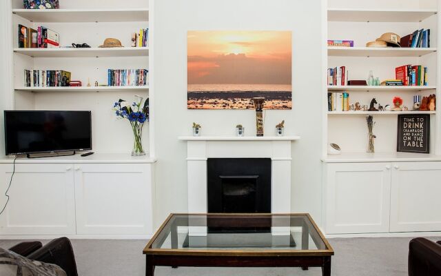 Newly Furnished Modern 1 Bed in South East London