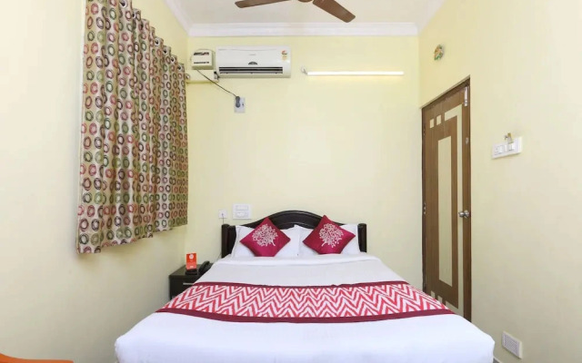 Reva Guest House by OYO Rooms