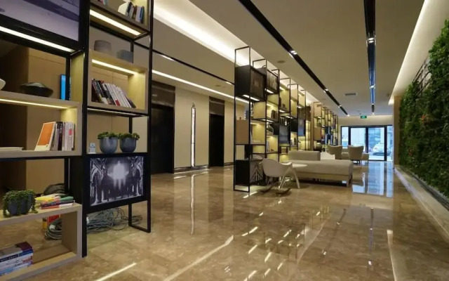 Atour Hotel (Tianjin Binhai Second Avenue)