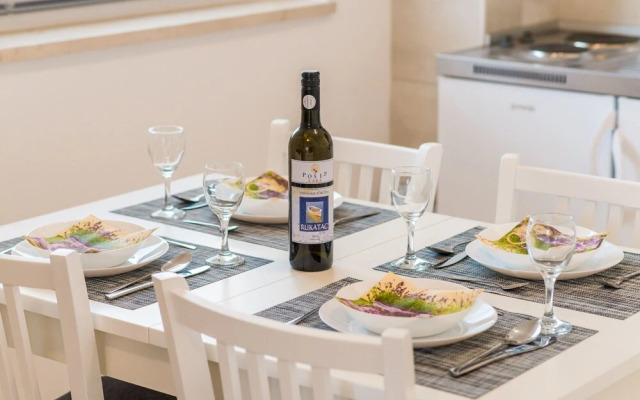 Apartments Maky