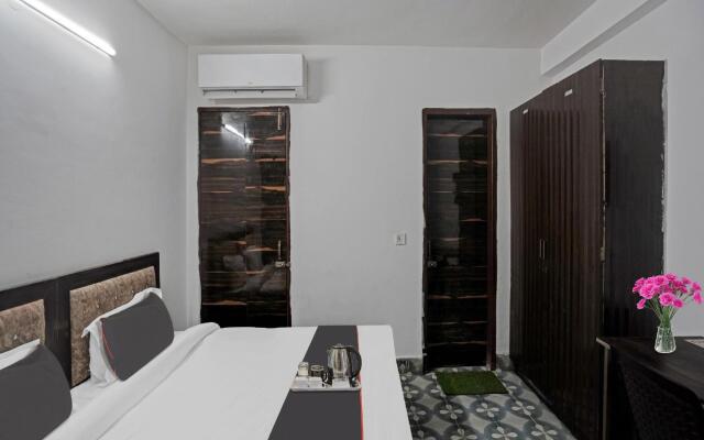 Rohini Inn by OYO Rooms