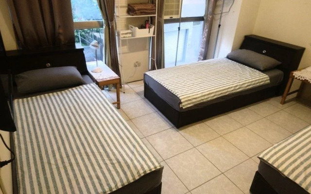 Chao Zhou Train Station Hostel