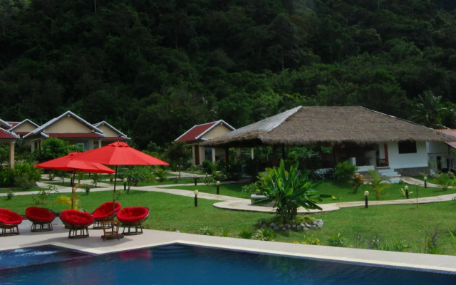 Q Bungalows