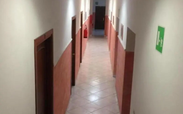 Hotel 4 Mori