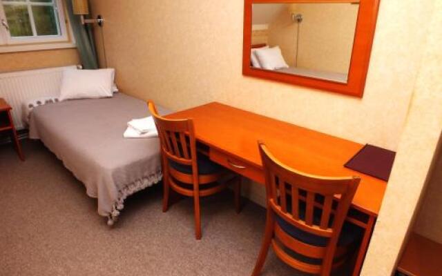 Loona Manor Guesthouse