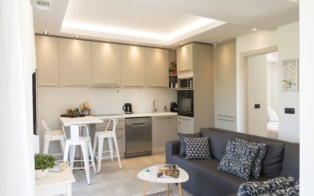 Dimi Brou's Apartments by CorfuEscapes