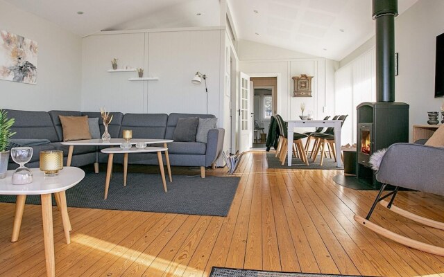 Secluded Retreat by Water - By Traum Ferienwohnungen