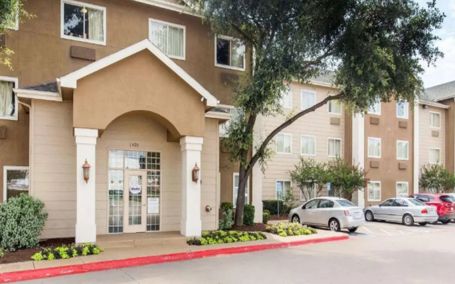 Suburban Extended Stay Hotel Lewisville