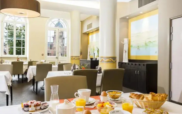 Hotel The Originals Colmar Haut Koenigsbourg Val-v