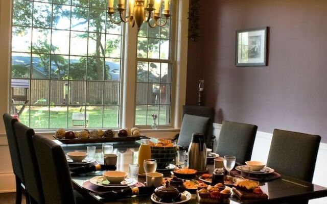 Sweet Tea Bed & Breakfast