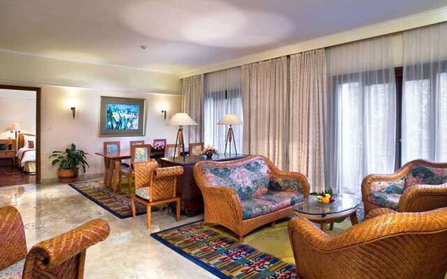 Grand Tropic Suites Hotel Surabaya