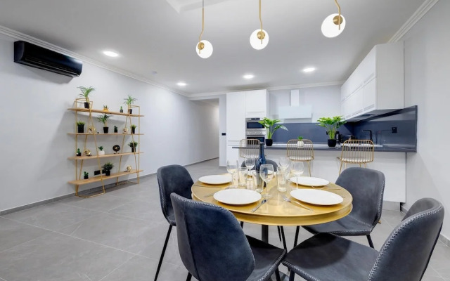 Art Deco Apartment in Central Sliema