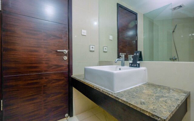 Big and Cozy Gandaria Heights 3BR Apartment with Direct Access to Mall