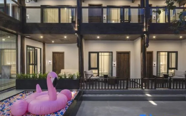 Yinjian Designer Private Holiday Courtyard (Lijiang Ancient City Branch)