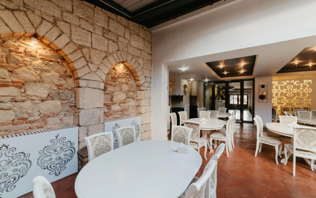 Fullton Central Inn
