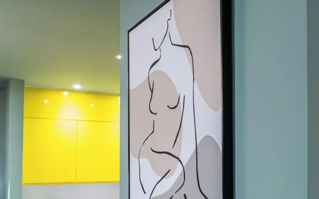 Central Sheffield City Apartment