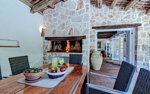 Stone House Anfitrite