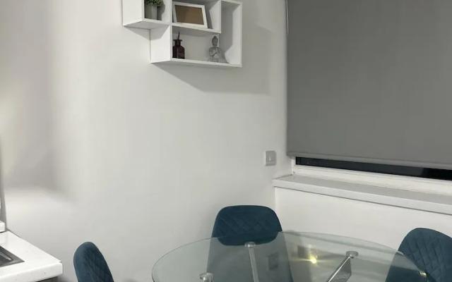 Solihull Cozy Apartment Retreat