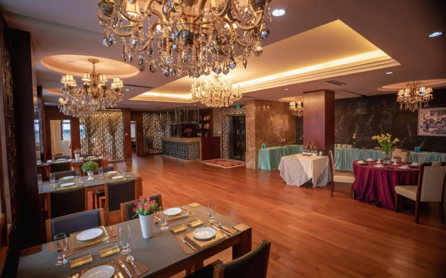Heqing Cunshi Manor · YouRan Residence