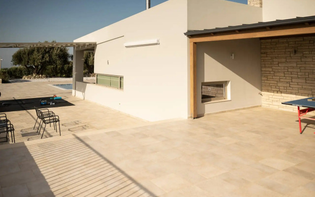 Diktamon Retreat Luxury Villa