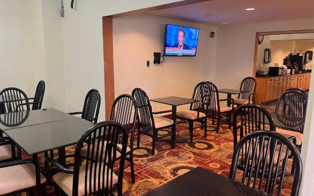 Days Inn by Wyndham Fort Dodge