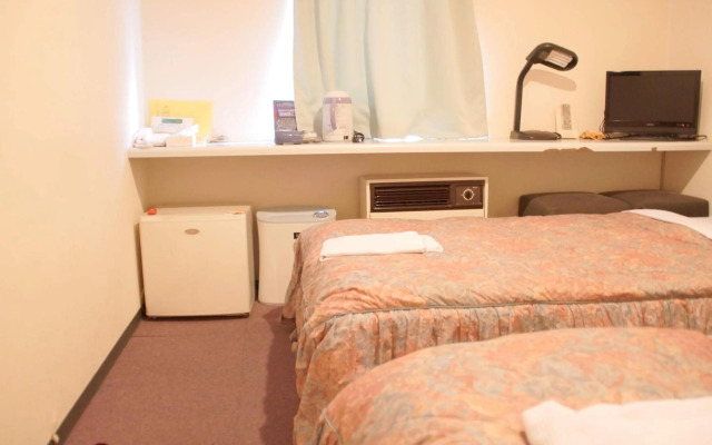 Business Hotel Chateau Est Takamatsu