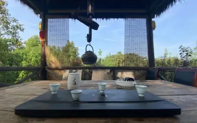 Dazhumeng Old House Homestay