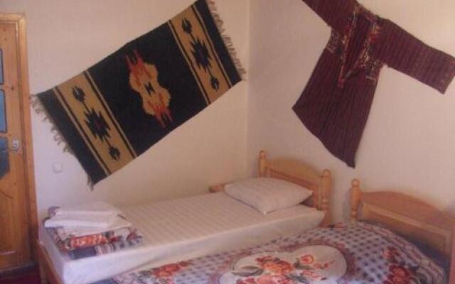 Sarrafon B&B