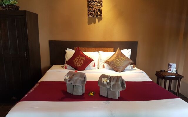 Melina's Beach Front Bungalow