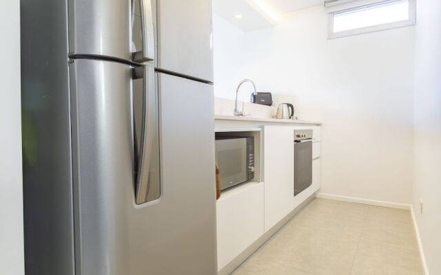 Floralis Suites by Be Local